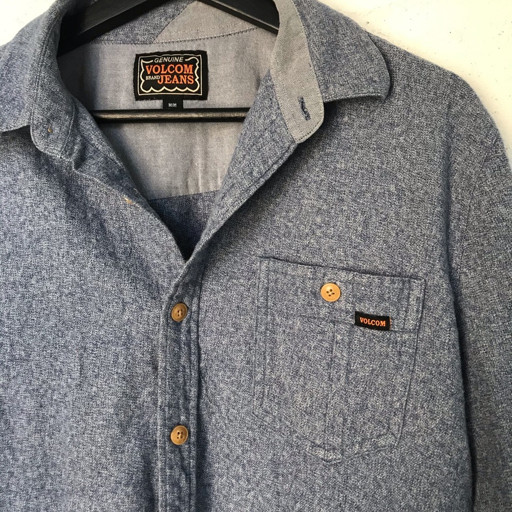 Volcom Button Up - image 2